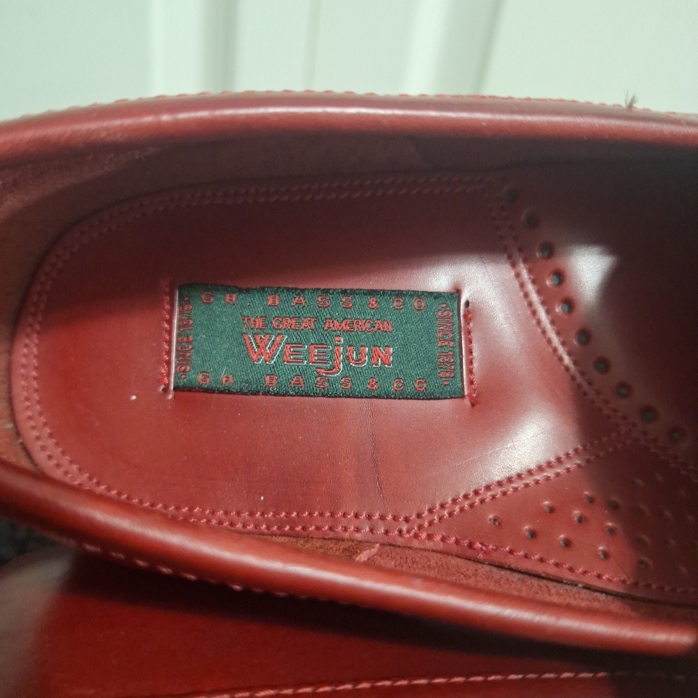 G.H. Bass & Co. Red Leather Loafers - Picture 2 of 10